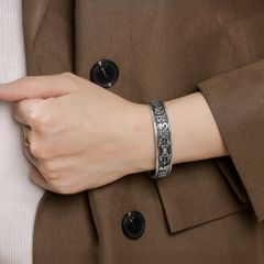 Vòng bạc Vô Uý Kim Cang - Khắc thần chú Om mani Padme Hum  ( VONG 195 )