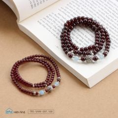 Vòng garnet cuốn 3 mix  charm cầu khắc chú Om Mani