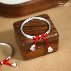 Vòng bạc cho bé khắc Om Mani Padme Hum (TRS VONG 180)