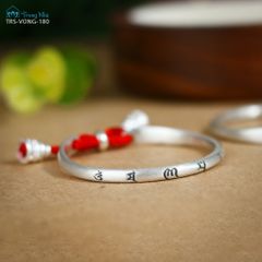 Vòng bạc cho bé khắc Om Mani Padme Hum (TRS VONG 180)