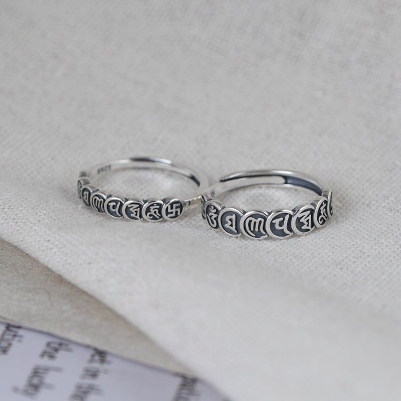 Nhẫn bạc khắc chú Om mani padme hum chữ vạn ( NHAN 077 )