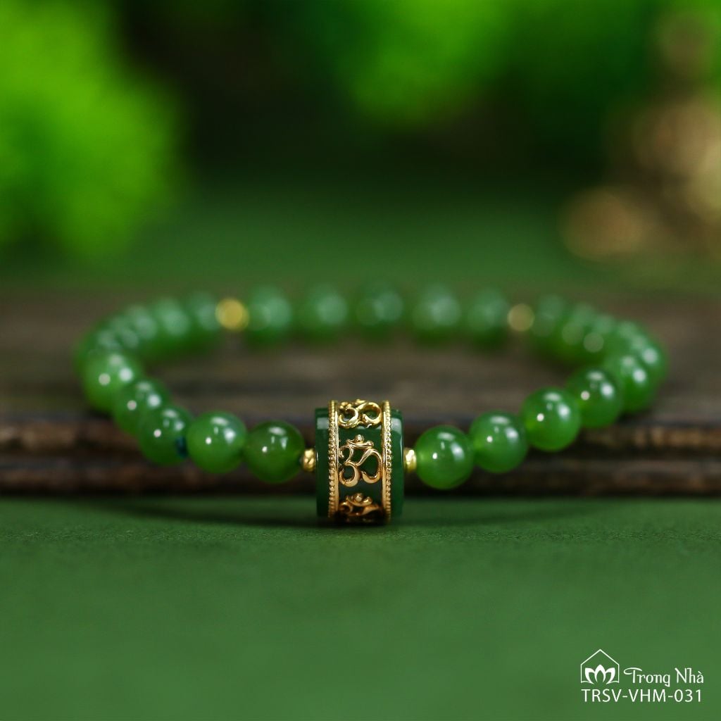 Vòng Ngọc bích mix Lu bọc vàng khắc chủng tự Om ( TRSV VHM 031 )