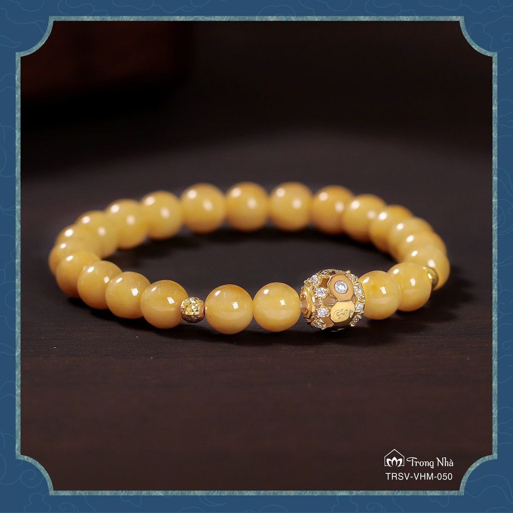 Vòng ngọc hoàng phỉ charm Om mani padme hum vàng (TRSV VHM 050)