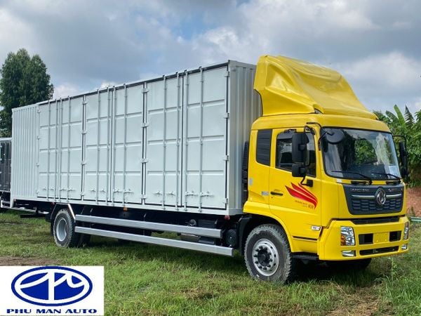  XE TẢI 8 TẤN CHỞ PALLET CHỨA CẤU KIỆN ĐIỆN TỬ DONGFENG B180 