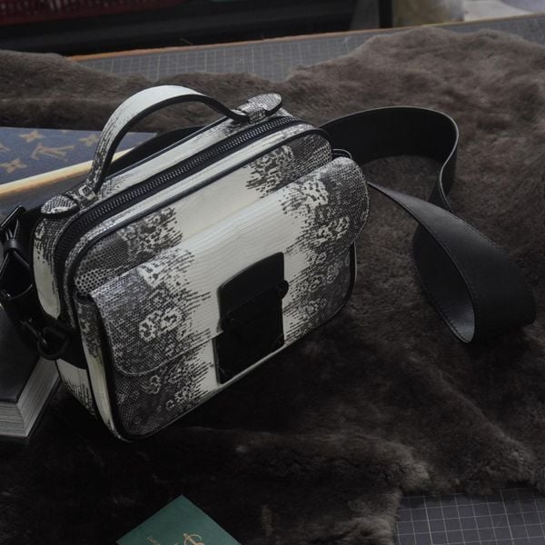  Túi Clutch làm theo yêu cầu 