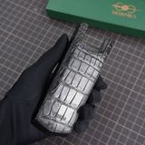  Bao da rút Signature S (cá sấu Alligator đen bóng) 