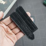  Thay da cá sấu Alligator vân đuôi (Pháp) màu đen cho Hublot 