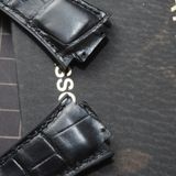  Thay da cá sấu Alligator vân bụng (Pháp) màu đen cho Hublot 