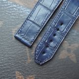  Thay da cá sấu Alligator vân đuôi ̣̣(Pháp) màu xanh navy cho Hublot 