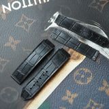  Thay da cá sấu Alligator vân đuôi (Pháp) màu đen cho Hublot 