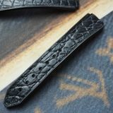  Thay da cá sấu Alligator vân hông (Pháp) màu đen cho Hublot 