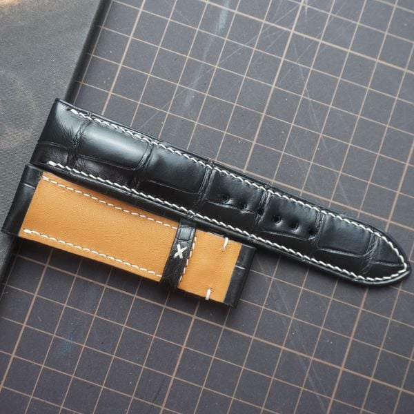  Dây cá sấu Alligator đen chỉ trắng 
