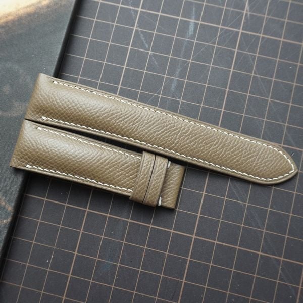 Dây da bò Epsom màu nâu chỉ trắng (Size:22-20mm) 