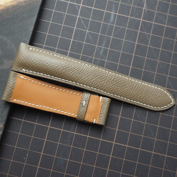  Dây da bò Epsom màu nâu chỉ trắng (Size:22-20mm) 