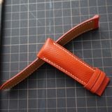  Dây da bò Epsom màu đỏ chỉ trắng (Size:22-20mm) 