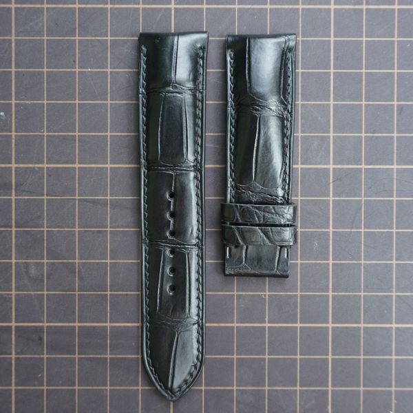  Dây đồng hồ cá sấu Alligator màu đen 