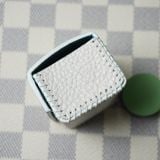  Hộp lơ vuông da bò trắng 