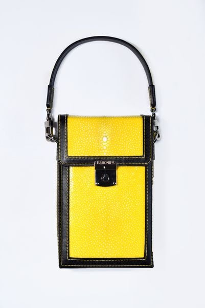  Túi hộp da cá đuối màu vàng  - Design by H&Homies 