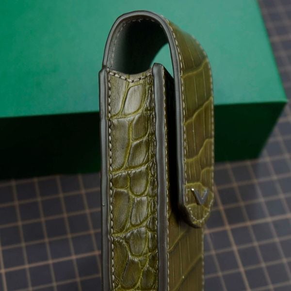  Bao da gập Vertu Signature (xanh rêu) 