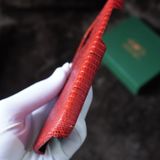  Ốp lưng Iphone da kì đà màu đỏ 