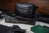  Túi Clutch nam cầm tay da cá sấu Alligator đen (Alligator Gofl Clutch) 
