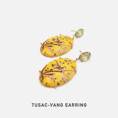 TU SAC Hoa tai