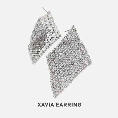 XAVIA Hoa tai