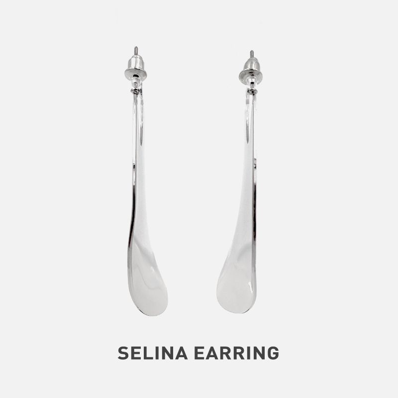 SELINA Hoa tai