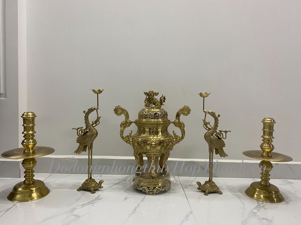 Bộ đỉnh ngũ sự rồng màu vàng mộc - Kích thước 50 cm