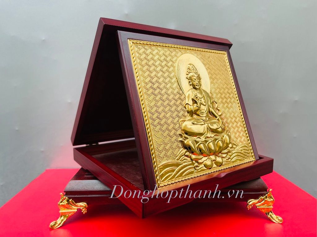 Tranh đồng Quan Âm Bồ tát mạ vàng 24k (24cm X 24cm)