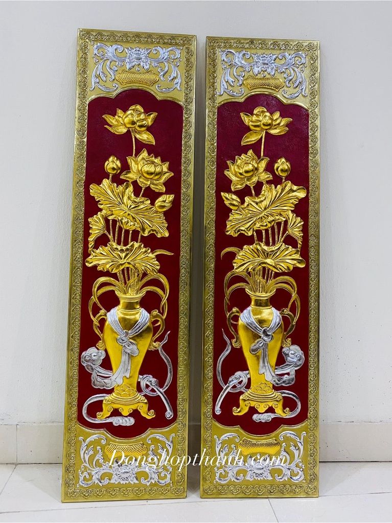 Tranh bình hoa sen thiếp vàng bạc- kích thước 1m27 x 0,46m