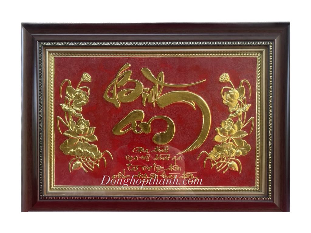 Tranh đồng chữ Bình an thư pháp nền đỏ, kích thước 38cmx54cm