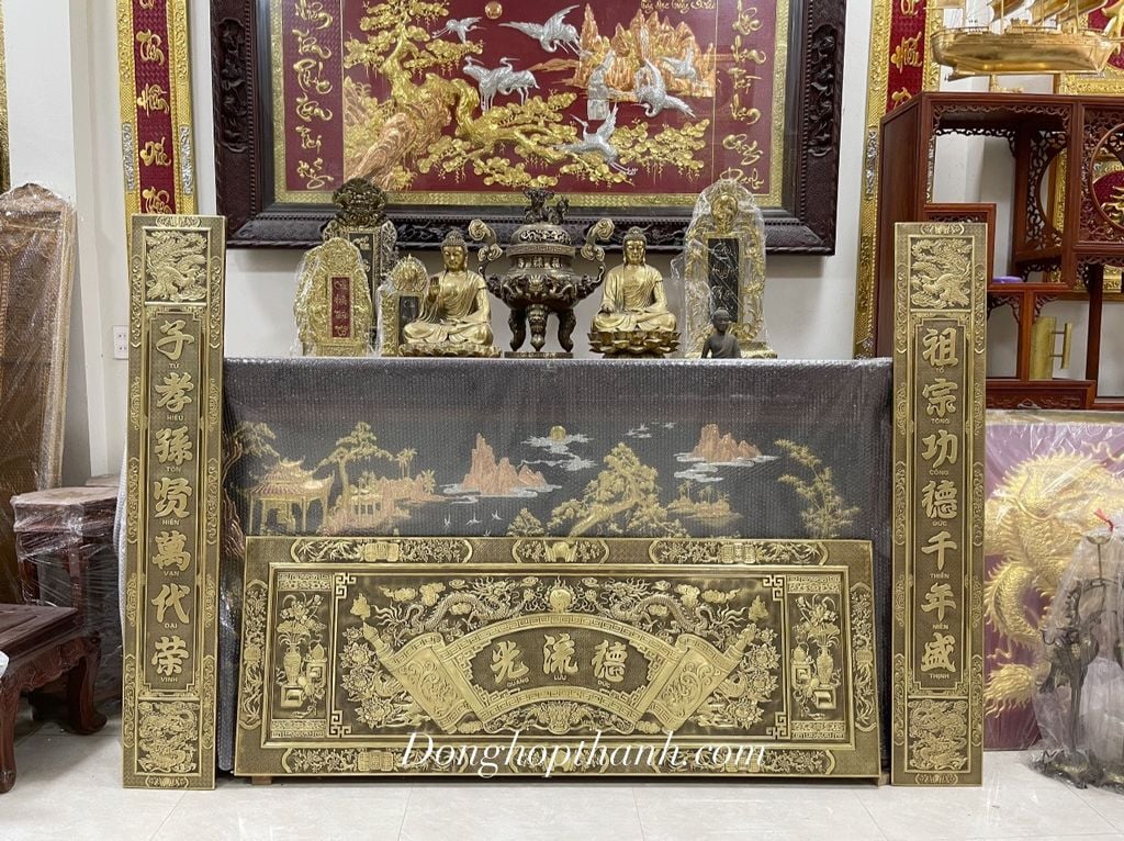 Bộ Hoành phi câu đối Đức Lưu Quang màu giả cổ, kích thước 1m76