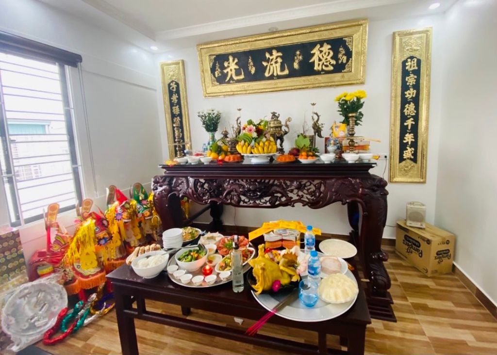 Bộ Đại tự Đức Lưu Quang bằng đồng vàng, kích thước 1m97