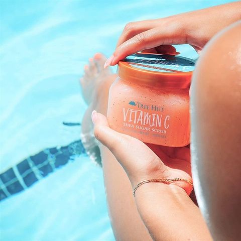 Tree Hut Tẩy tế bào chết Vitamin C Shea Sugar Scrub