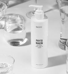 Nacific Kem dưỡng thể nâng tone Phyto Niacin Brightening Body Tone-Up Cream 300ml
