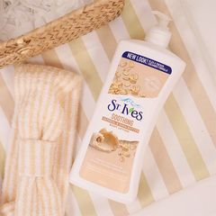 Sữa Dưỡng Thể St.ives Yến Mạch Và Bơ  Nourish & Soothe Oatmeal & Shea Butter Body Lotion 621ml