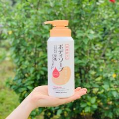 Kumano Sữa tắm Shikioriori Milk Isoflavone Body Soap 600ml