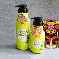 Sữa tắm Hasi Kokeshi dưỡng ẩm và trắng da - nha đam & olive