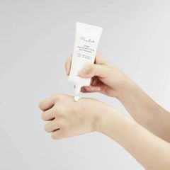 The Lab Kem chống nắng Oligo Hyaluronic Acid Sun Essence (40ml)