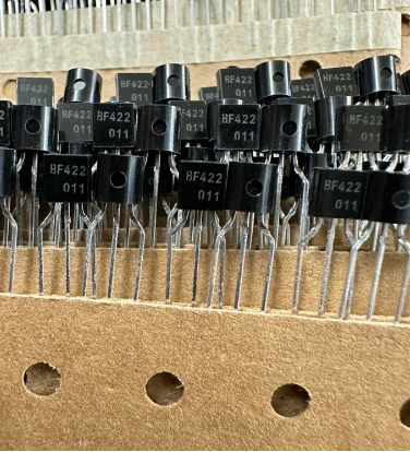 2pcs 2SA847A PNP Transistor – 0.2W, 120V, 0.05A – Genuine NOS