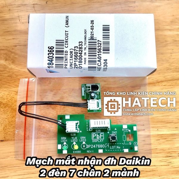 Mạch mắt nhận điều hoà daikin 2 đèn 7 chân 2 mảnh 3P247680 có dây hộp kèm theo