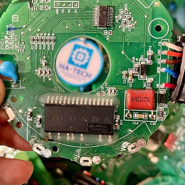 Linh kiện SDM05M50DAS hàng tháo máy nguyên bo chạy tốt