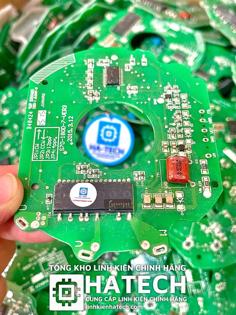 Linh Kiện Chuẩn Hãng IC Công Suất FSB50550A nguyên bo bao chạy dùng cho điều hoà toshiba nội địa