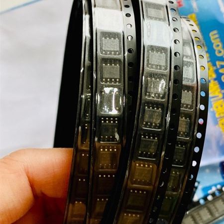 Linh Kiện Chuyên Dụng IC Nhớ tủ lạnh TOSHIBA đời 2 tầng đã nạp code hàng xịn
