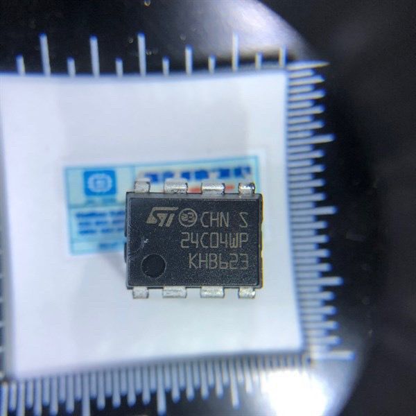 Linh Kiện Chuyên Dụng IC Nhớ máy giặt TOSHIBA A800 đã nạp code