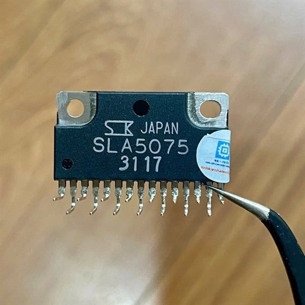 Linh kiện công suất SLA5075 dáng nằm hàng mới chính hãng