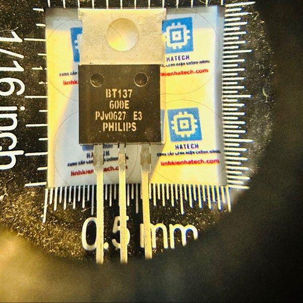 Linh kiện Chuyên Dụng Triac BT137-600E BT137 600E BT137-600 TO-220 8A 600V mới chính hãng