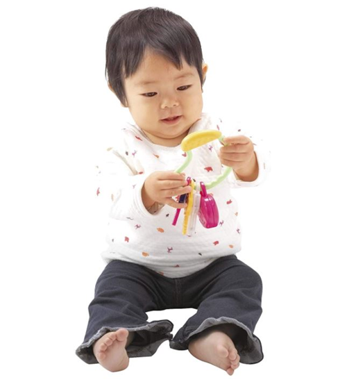 Đồ chơi cho bé từ 18 tháng tuổi - Phát triển vận động tinh từ People Nhật Bản UB060