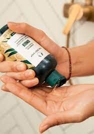Dầu Gội gừng The Body Shop Ginger Scalp Care Shampoo 400ml